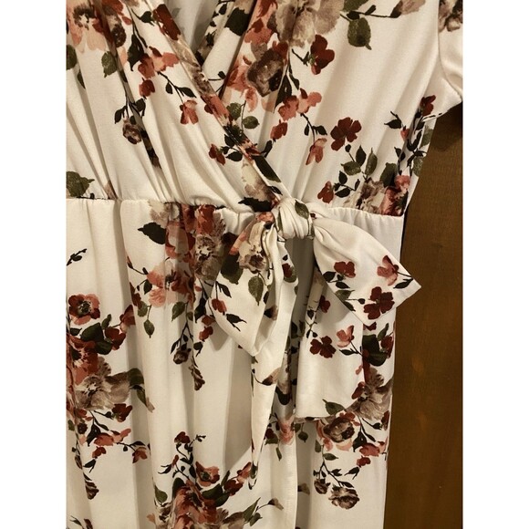 Due Time Maternity Size L Short Sleeve Dress White/Pink Floral Mid Length EUC - Picture 3 of 7